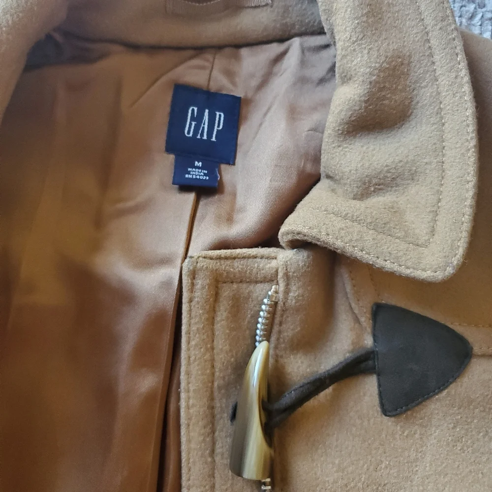 GAP Women's Toggle Pea Coat - Picture 5 of 7